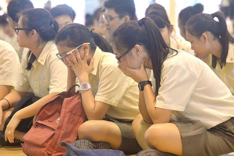 Сингапур се тревожи за своите ученици, подложени на стрес