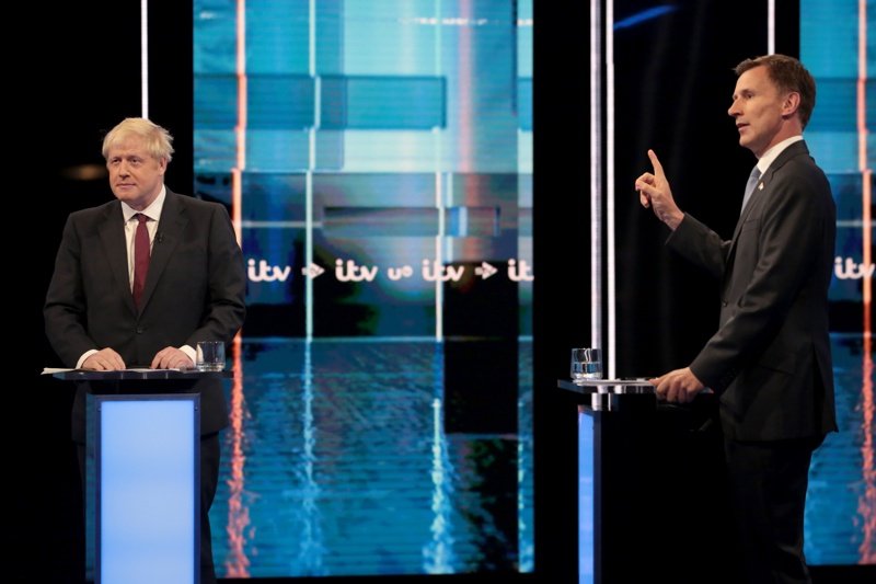 Двамата претенденти за премиерския пост на Великобритания - Борис Джонсън и Джереми Хънт