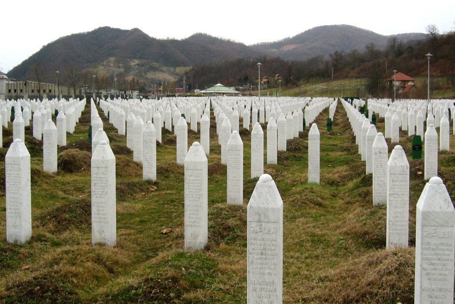Върховният съд изчисли, че Холандия има 10% отговорност за жертвите в Сребреница