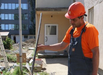Скъсан кабел остави без ток столични квартали и с. Герман
