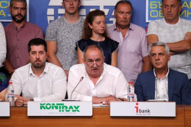 Бизнесът иска ликвидиране на всички домашни прасета