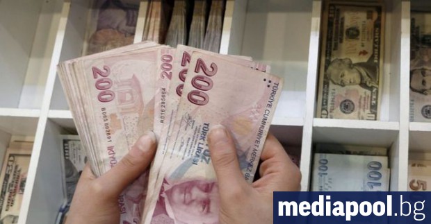 Турската централна банка намали рязко в четвъртък основния лихвен процент