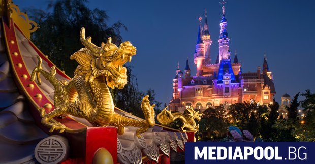 Четирима китайски студенти заведоха съдебен иск срещу Дисни Disney защото