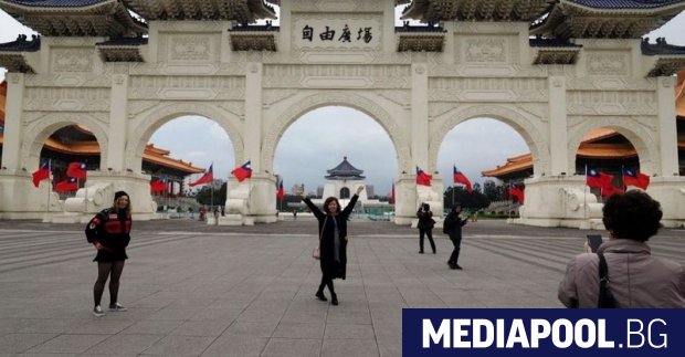Китай вади оръжието на туризма срещу Тайван: от днес Пекин