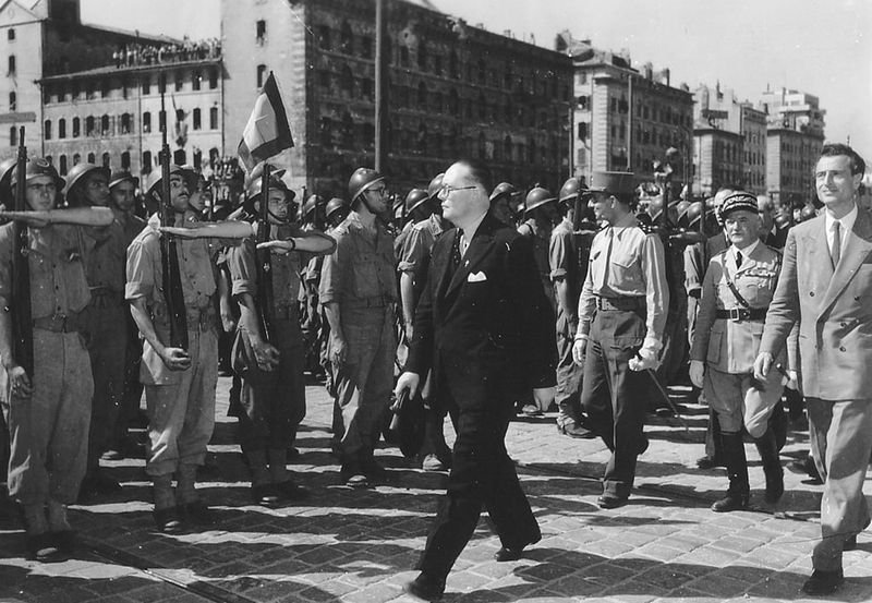 В освободения през август 1944-та град Марсилия