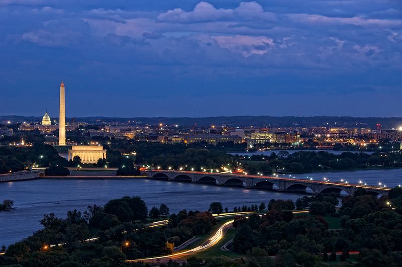 Водата в Потомак при Вашингтон се нагря до рекордните 34,3 градуса