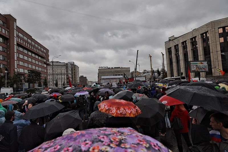 Властите на Москва разрешиха митинг за 100 000 души, но забраниха шествие