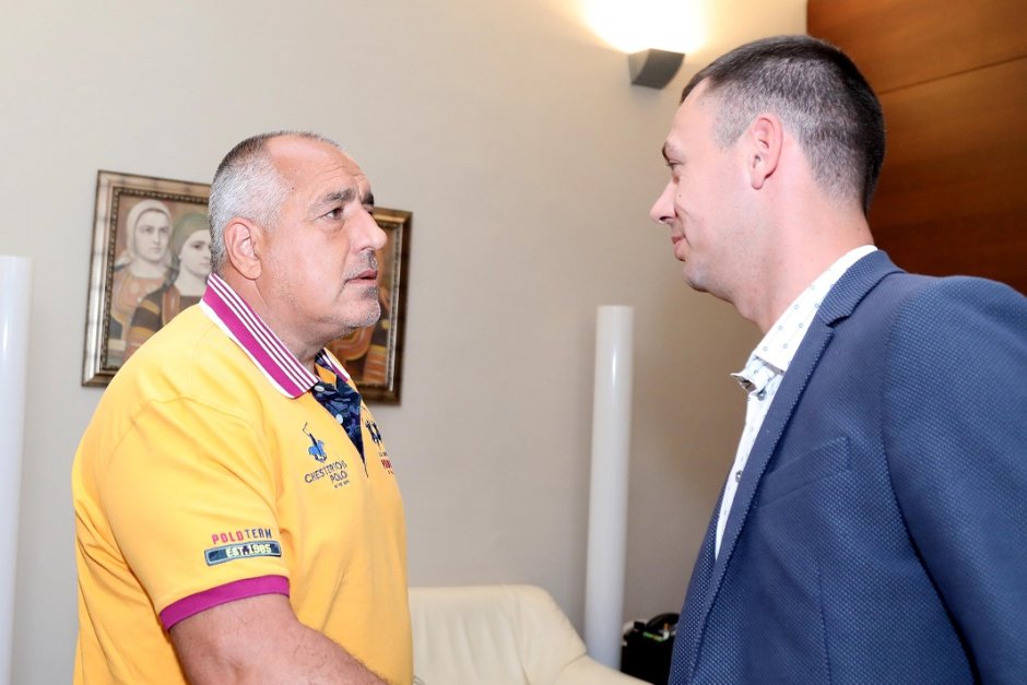 Премиерът Бойко Борисов и президентът на футболен клуб “Арда” Петър Пешев