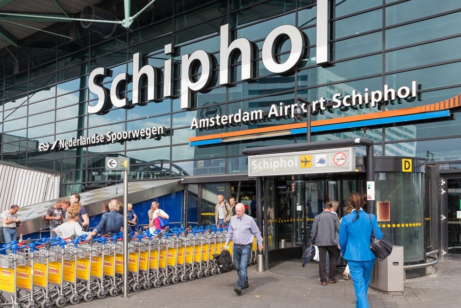 Около 30 000 пътници бяха блокирани на летището в Амстердам