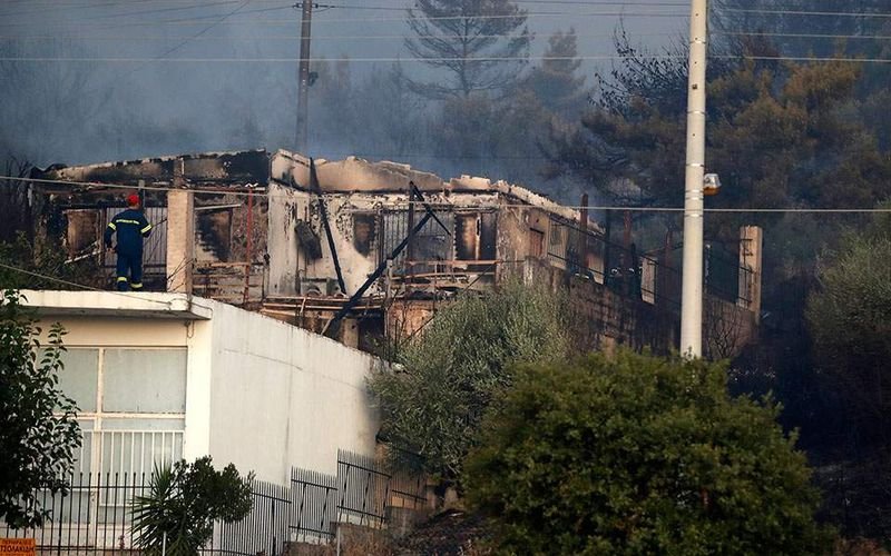 Над 60 горски пожара в Гърция