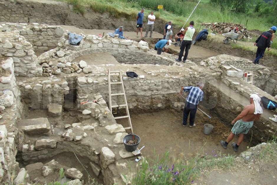 Кабинетът даде 100 хил. лв. за археологически проучвания на Хераклея Синтика