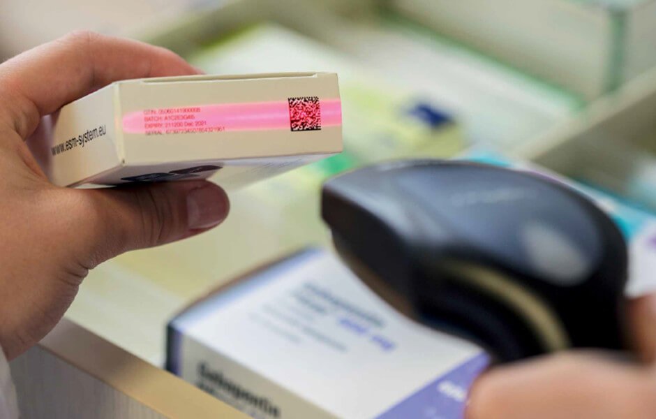 Държавата не смята да глобява скоро аптеките, които не проверяват за фалшиви лекарства