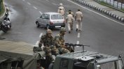 Решението на Индия да отмени специалния статут на Кашмир изправя района на ръба на конфликта