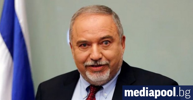 Авигдор Либерман някогашен нощен охранител станал политик с кариера изпъстрена