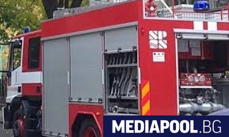 Сметището на Велинград се е запалило а екипи на пожарната