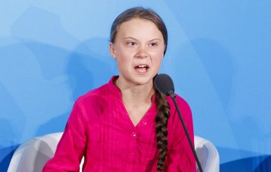 Грета Тунберг изнесе реч по време на Световната среща на върха за климата. Снимка: ЕПА/БГНЕС