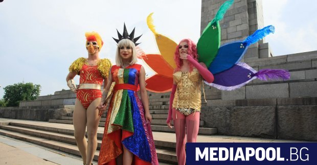 София Прайд категорично застава зад Ангел Джамбазки Това декларира организацията