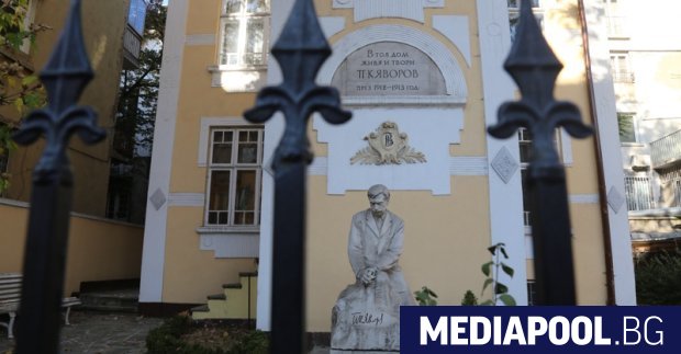 Столичната община купи къщата на поета Пейо Яворов на столичната