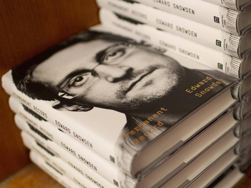 САЩ завеждат дело срещу Сноудън заради новата му книга