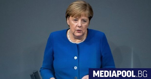 Германският канцлер Ангела Меркел разкритикува днес Турция за офанзивата в