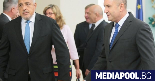Президентът Румен Радев и премиерът Бойко Борисов отново влязоха в