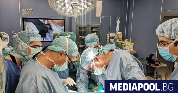 Специалисти от Военномедицинската академия ВМА извършиха поредна чернодробна трансплантация съобщиха