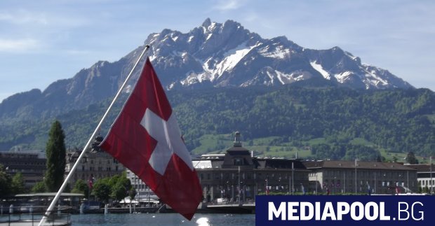 Доминиращите в Швейцария популисти според прогнозите ще изгубят част от
