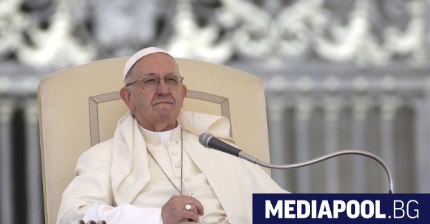 Папа Франциск призова да се спре нанасянето на рани на