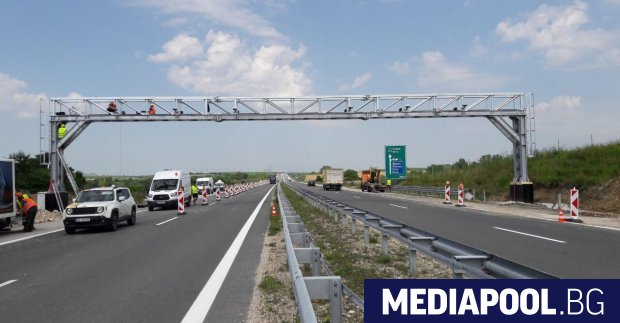 Камионите над 3 5 тона ще плащат тол такси за ползването