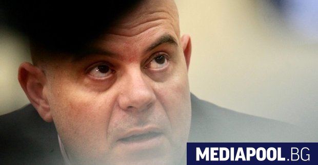 Документи свързани с подозрение за пране на пари от страна