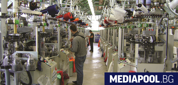 Русенският водещ производител на чорапи Делта текстил ще строи фотоволтаична