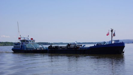 Над 20 кораба са заседнали край Свищов заради ниското ниво на Дунав