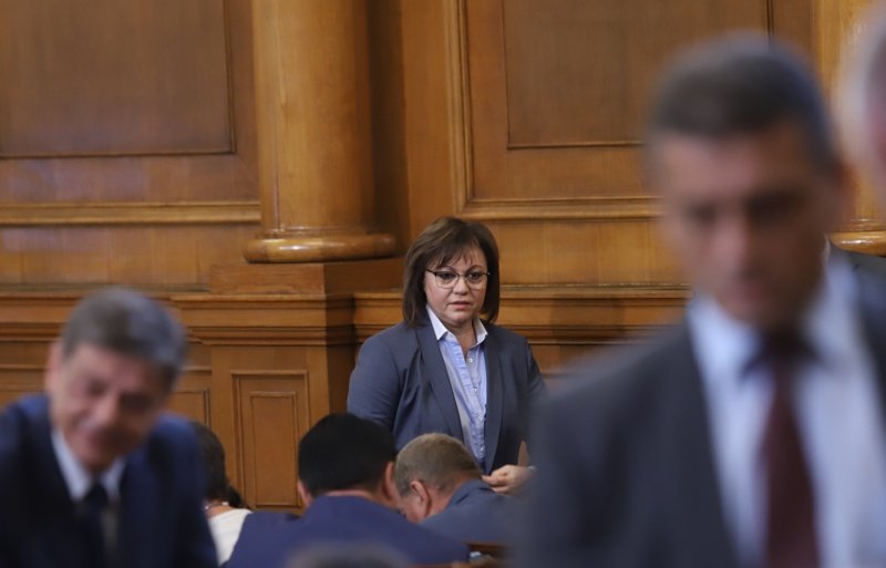 Нинова би гласувала за десен кандидат, ако Мая Манолова не е на балотаж