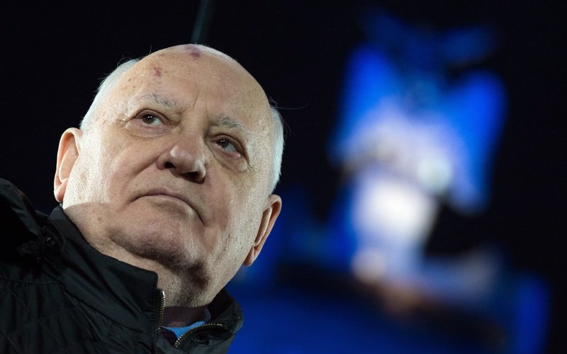Горбачов пред Ройтерс: Не издигайте стени като Берлинската между Русия и Запада