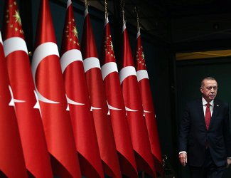 Франция привика турски посланик заради обидите на Ердоган към Макрон