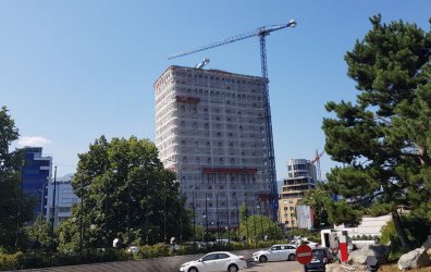 ДНСК отказа да събори небостъргача "Златен век"