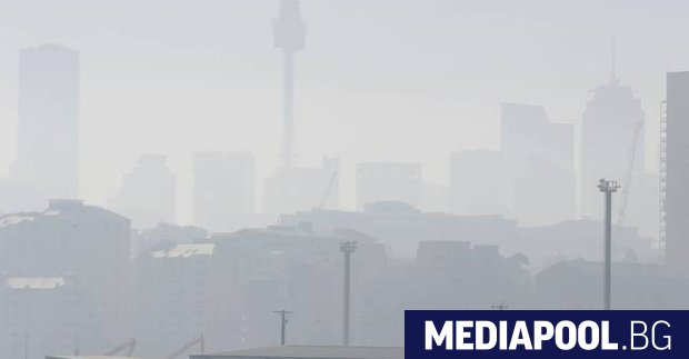 Сидни потъна в дебела отровна мъгла подхранвана от пушека от