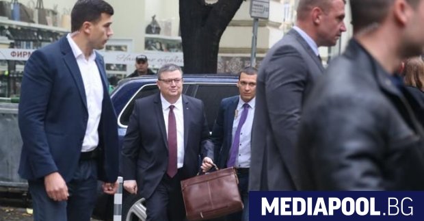 Номинирането на Сотир Цацаров за шеф на КПКОНПИ беше предизвестено