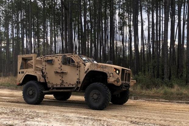 Литва ще закупи за армията си 200 бронирани машини от САЩ