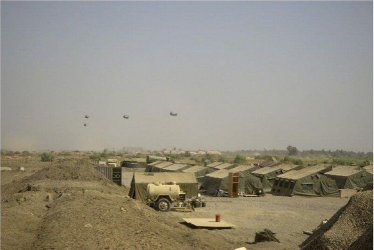 Четири ракети поразиха военна база до летището в Багдад