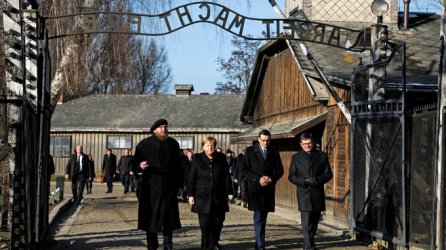 Меркел бе първо посещение в нацисткия лагер на смъртта "Аушвиц"