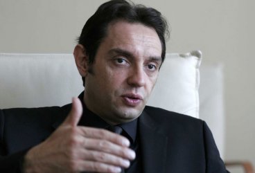 Александър Вулин