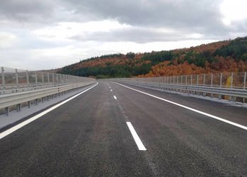 Камионите до 12 тона с еднаква тол такса за всички пътища