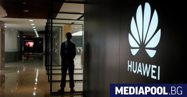 Най могъщата държава в света срещу свръхтехнологична глобална корпорация технология с