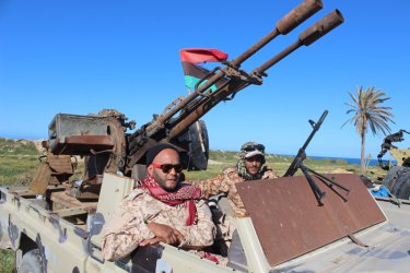 Примирието в Либия се провали, боевете в Триполи са подновени