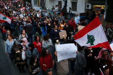 Антиправителствените протести в Ливан бяха подновени