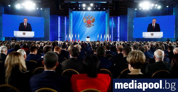 Руският президент Владимир Путин предложи парламентът да получи правомощия да