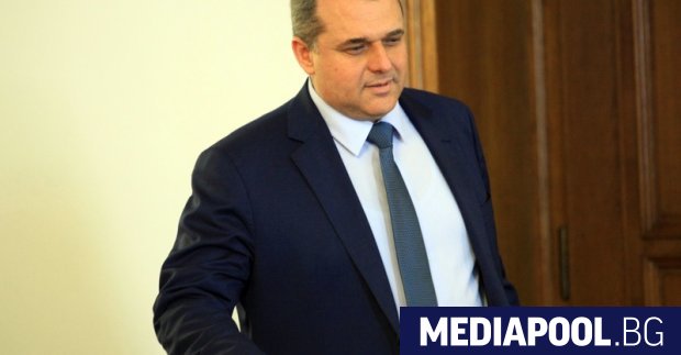Председателят на парламентарната комисия по регионално развитие Искрен Веселинов е