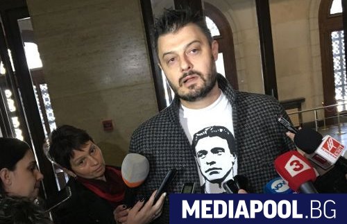 Бившият евродепутат Николай Бареков е подал сигнал до прокуратурата срещу телевизия