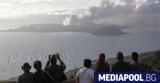 Продължава изригването на вулкана Таал във Филипините, предаде Асошиейтед прес.